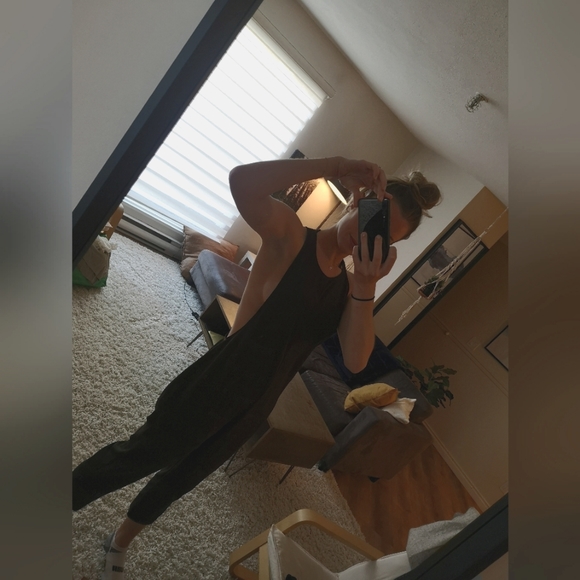 Fun dark green jumpsuit - Picture 1 of 5